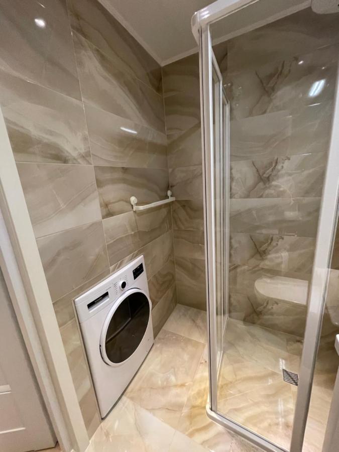Mb Livinga Apartamentai Taikos G Mažeikiai Exterior foto
